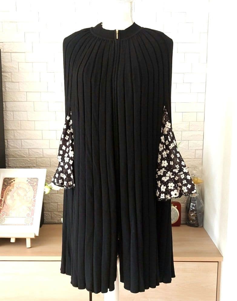 ❣️エポカタグ付き❣️ニットプリーツポンチョ