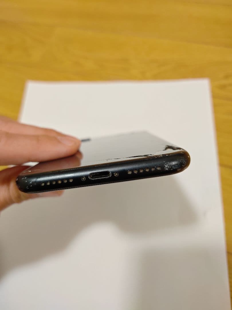 iPhone XR Black 64GB SIMフリー 背面割れ 動作確認済