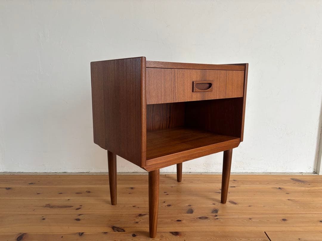 北欧ヴィンテージ　チーク　デンマーク　キャビネット