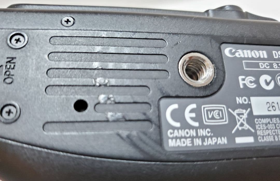 Canon キヤノン EOS 5D　デジタルカメラ