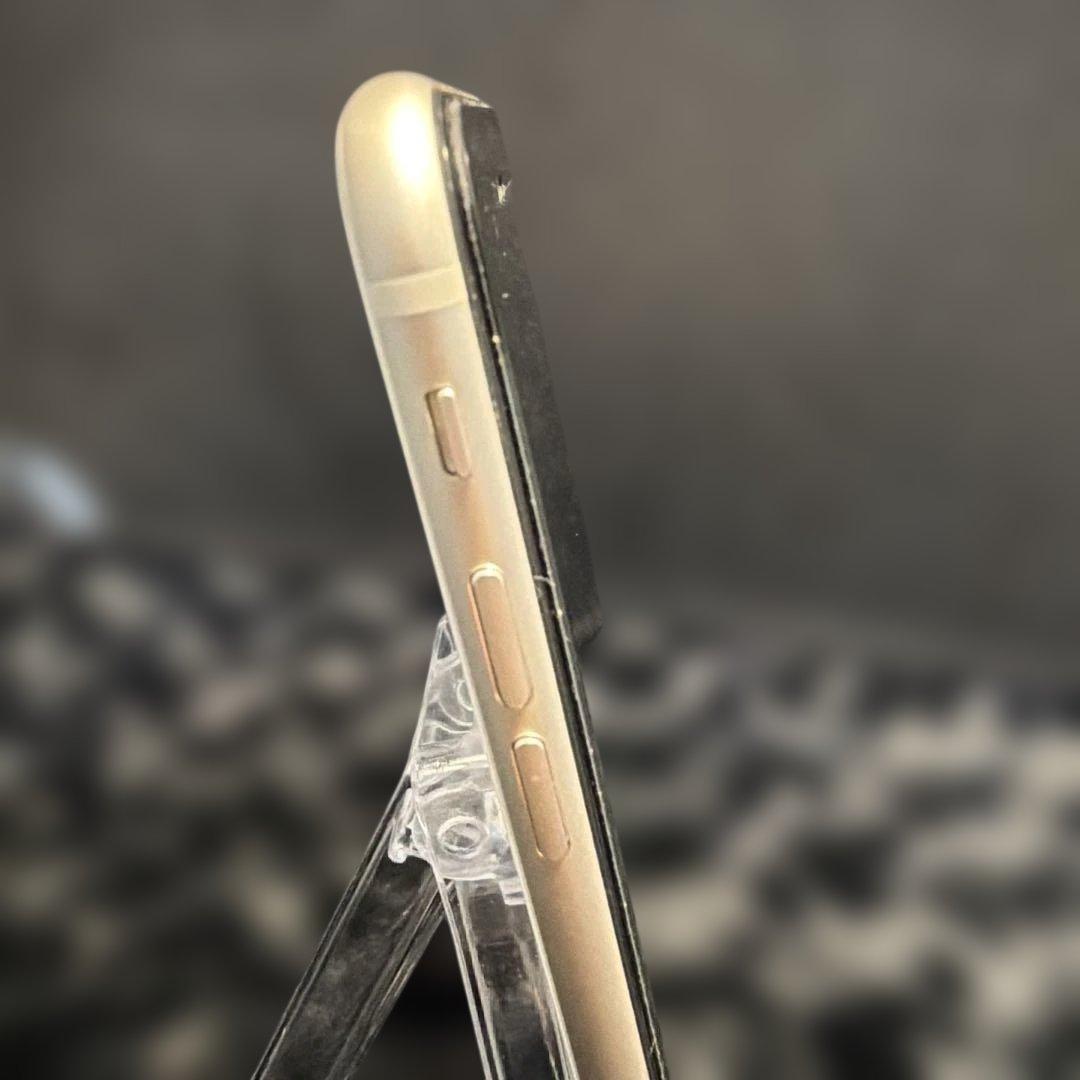 Apple iPhoneSE 第3世代 128GB 本体