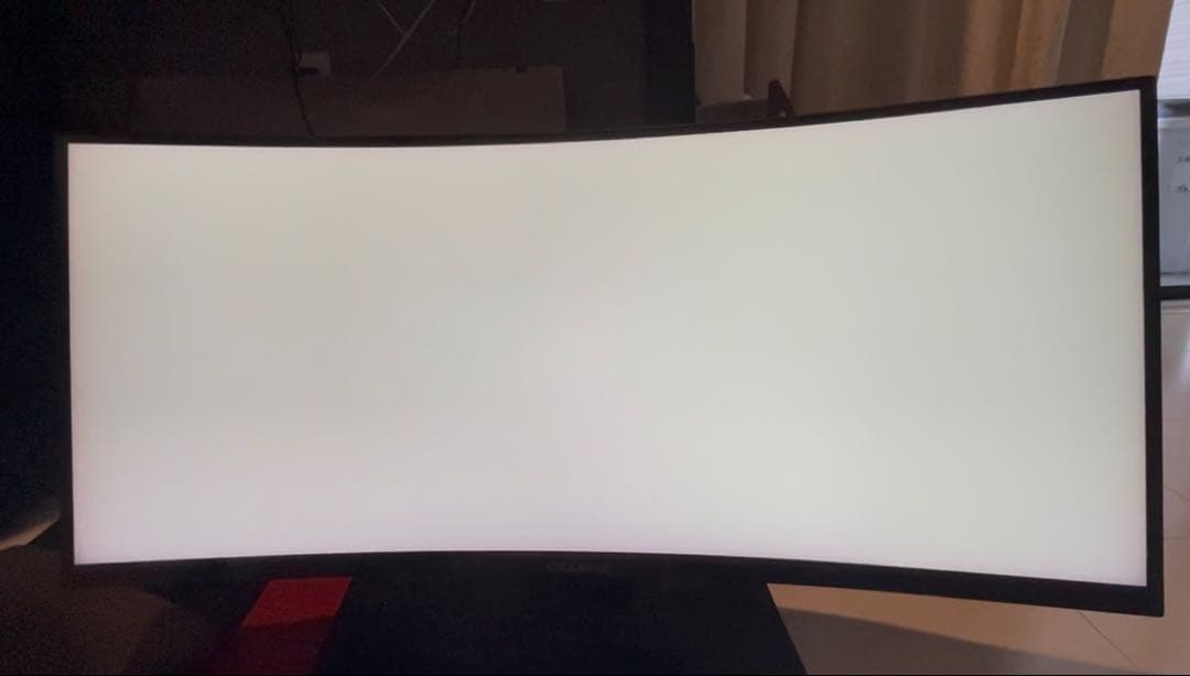 GIGABYTE G34WQC 34インチ ウルトラワイドゲーミングモニター