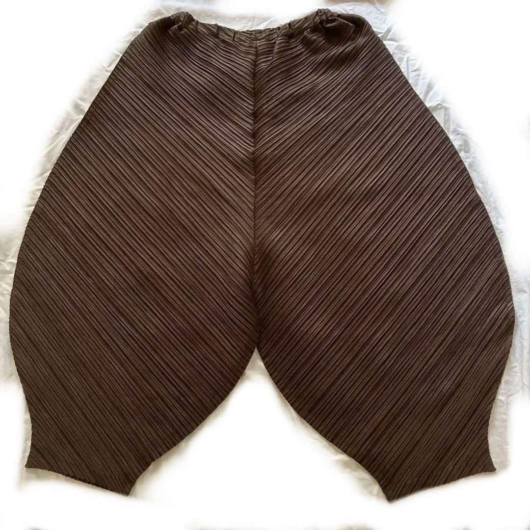 y*u様 プリーツプリーズ　バルーンパンツ　サルエルパンツ　ダークブラウン