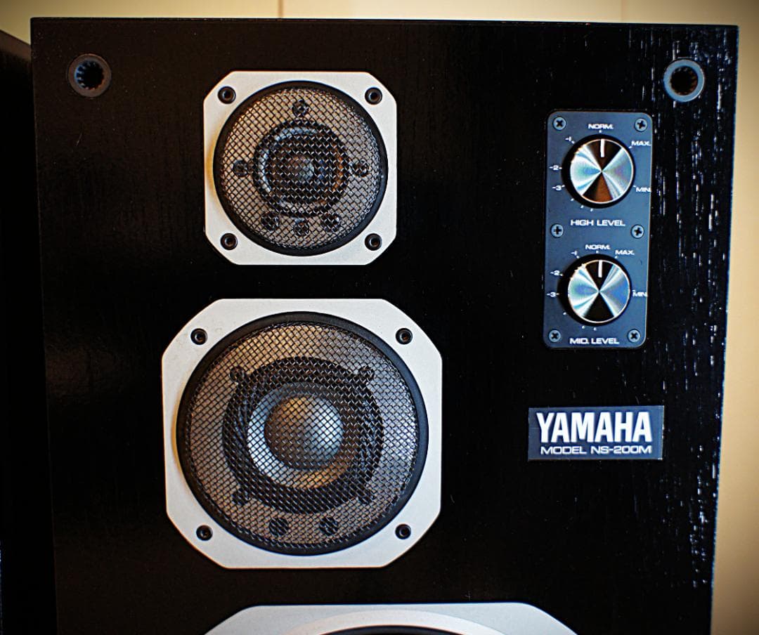 【超美品】YAMAHA ヤマハスピーカー NS-200M　整備インシュレータ付き