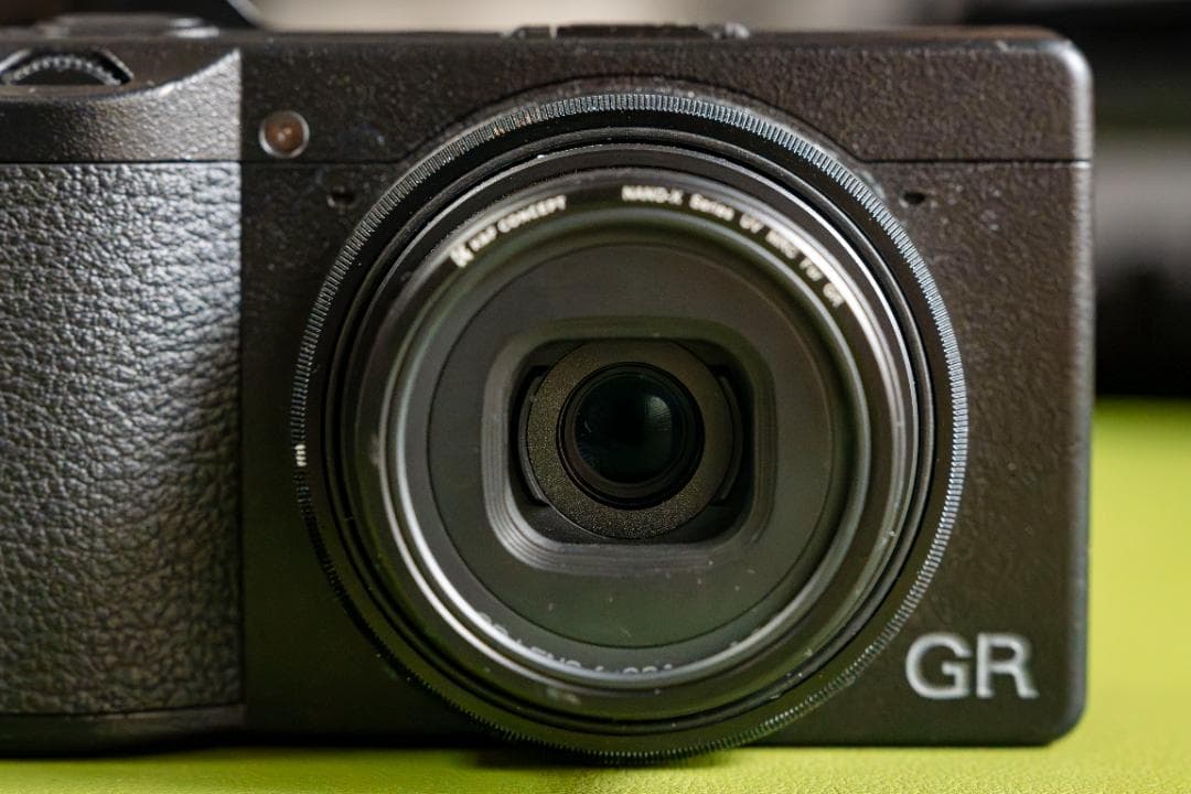 RICOH GRⅢx フィルター、フード、サムレスト、予備バッテリー、5年保証