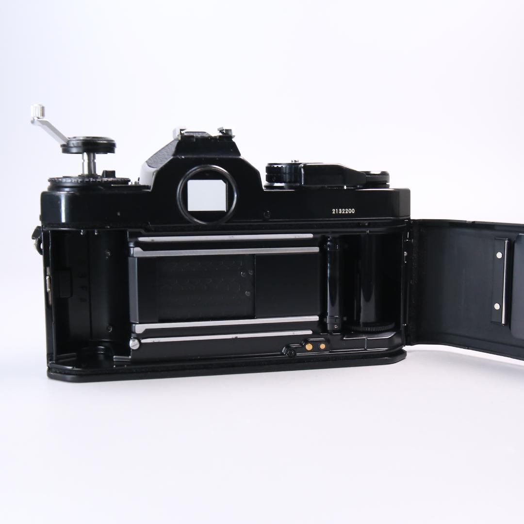 ☆極美品＆完全動作☆ Nikon FE2 ブラック ＃458