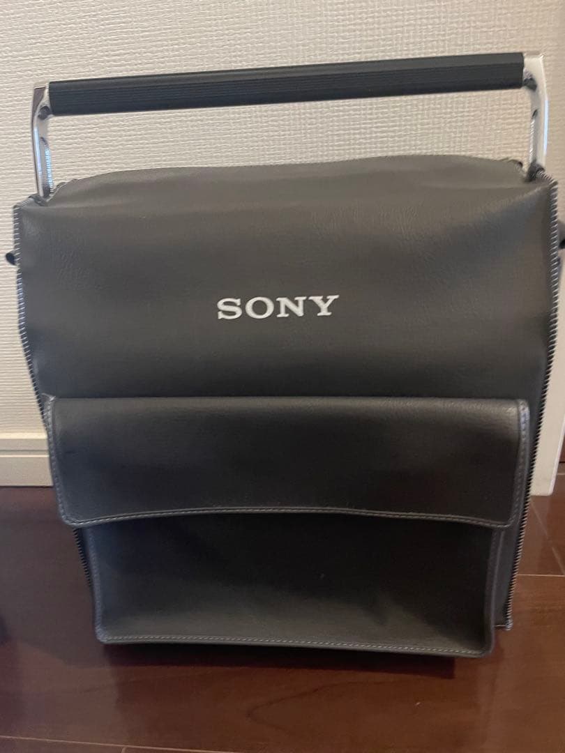 SONY TCD-100 カセットプレーヤー 専用ケース付き