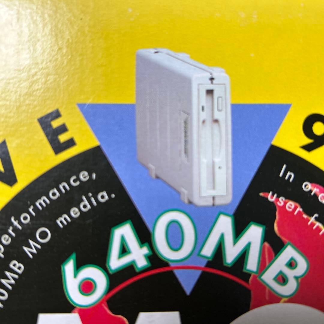 MO　ディスクドライブ　640MB