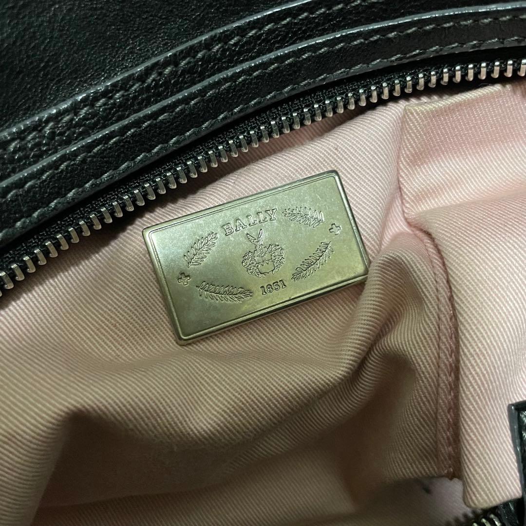 バッグ Vintage Bally Y2K Handbag Black Studs