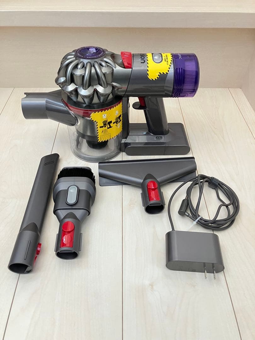 分解清掃済み　ダイソン V8 slim fluffy SV10K