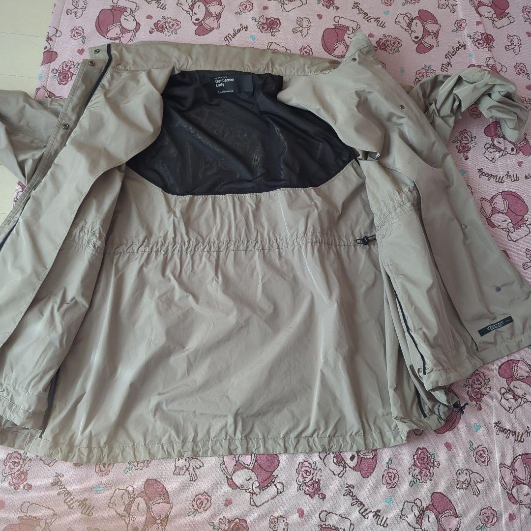 美品　プリズムライトブルゾン　ベージュ