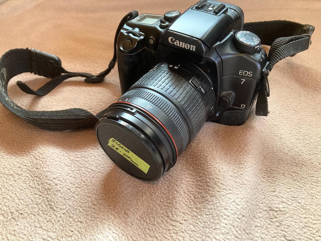 フィルムカメラ CANON EOS7 + Sigma 28-200mm F1:3.5-5.6