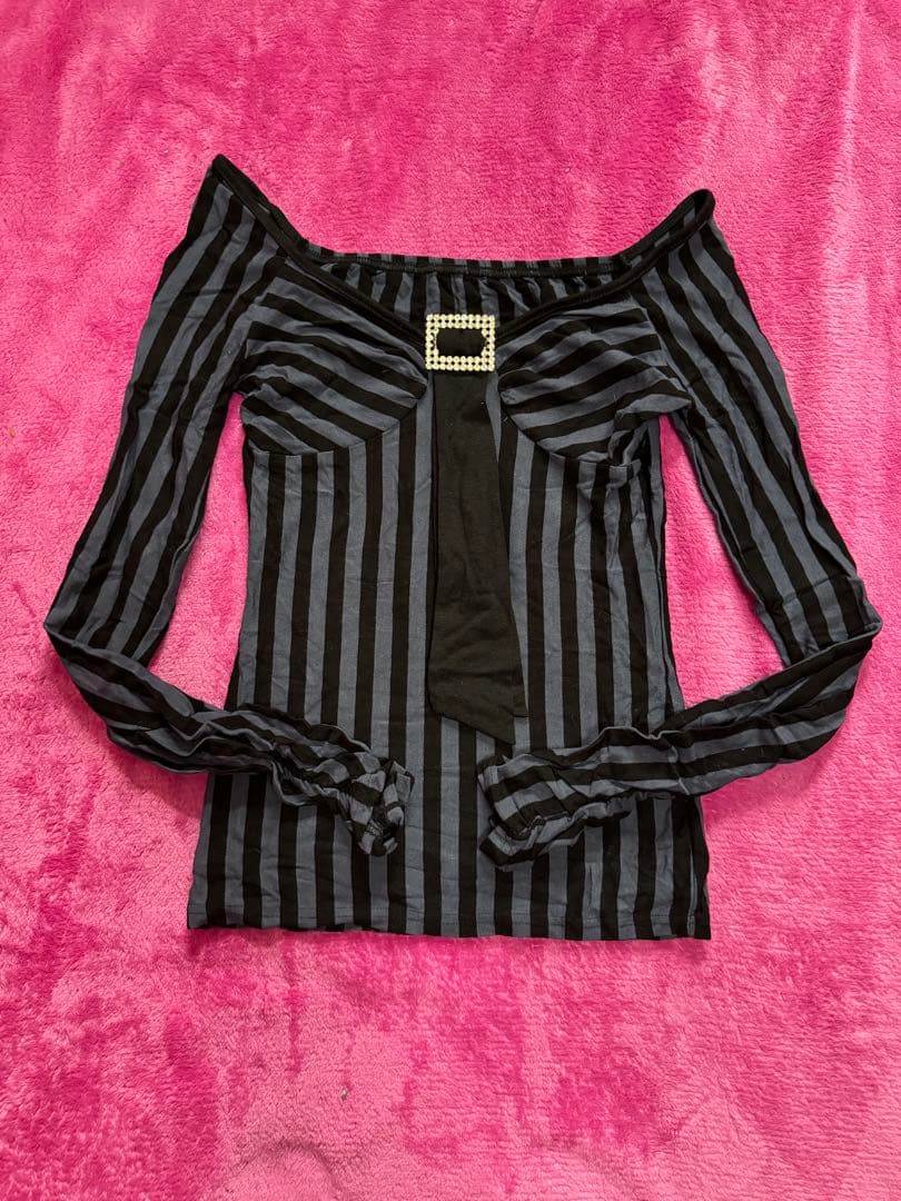 オフショルダー ストライプ 長袖トップス