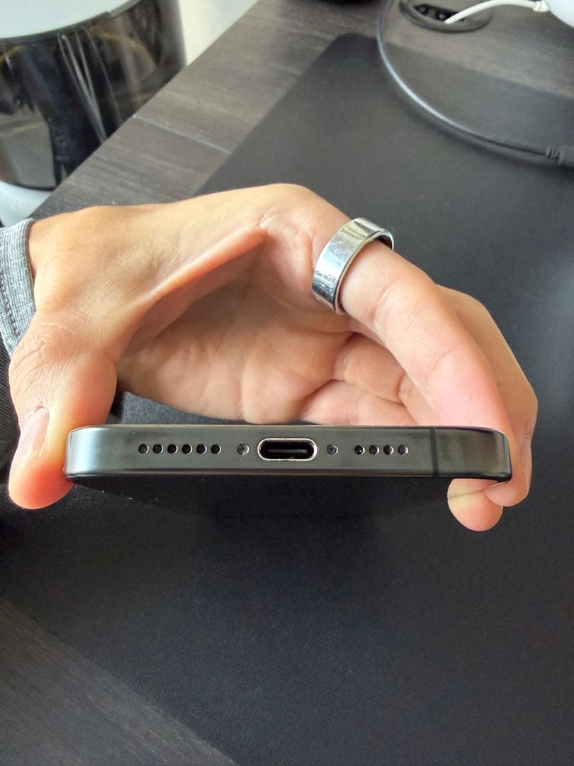 iPhone 15 Pro Max - 256GB - バッテリー81%