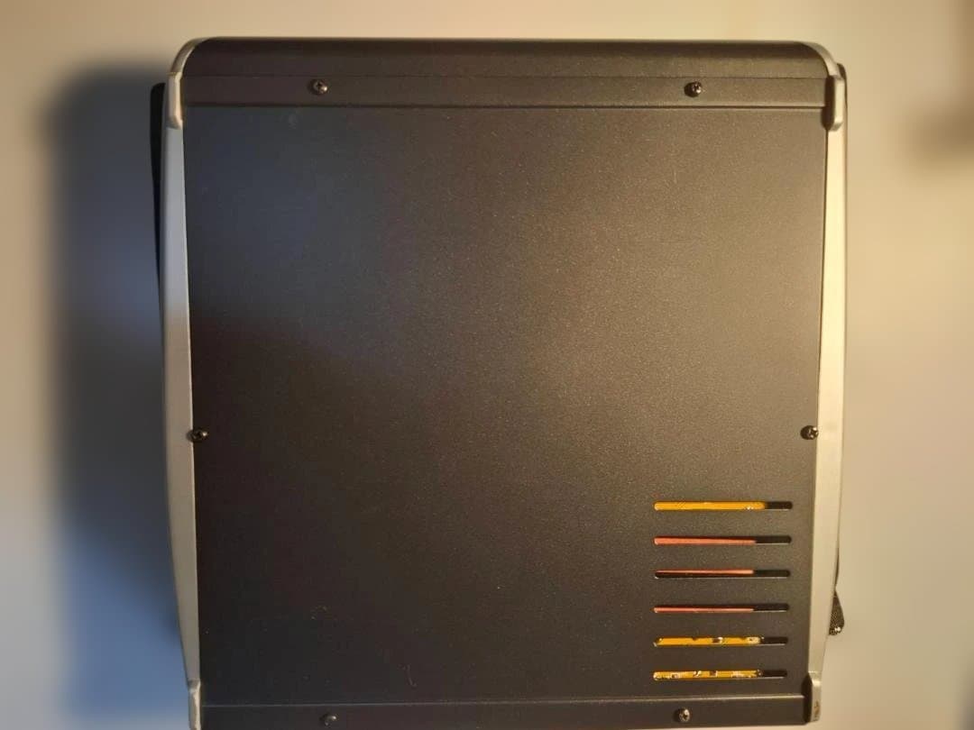 Behringer Q1202USB パワードミキサー