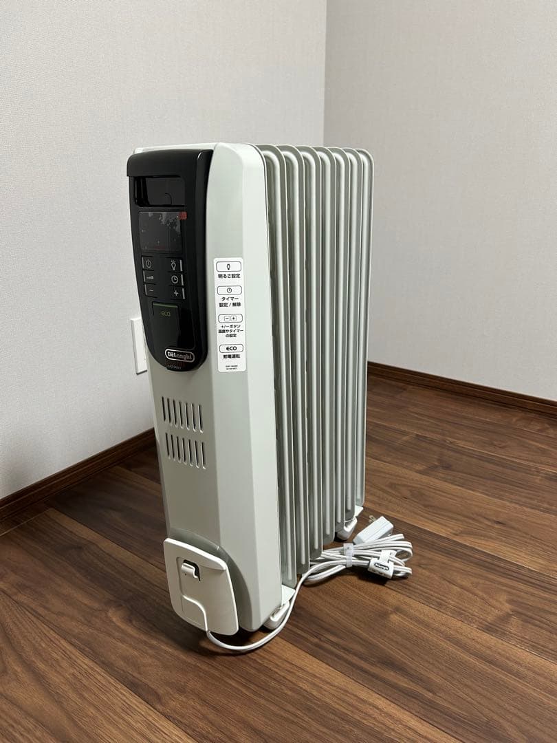 デロンギ　オイルヒーター　液晶表示　エコ運転機能