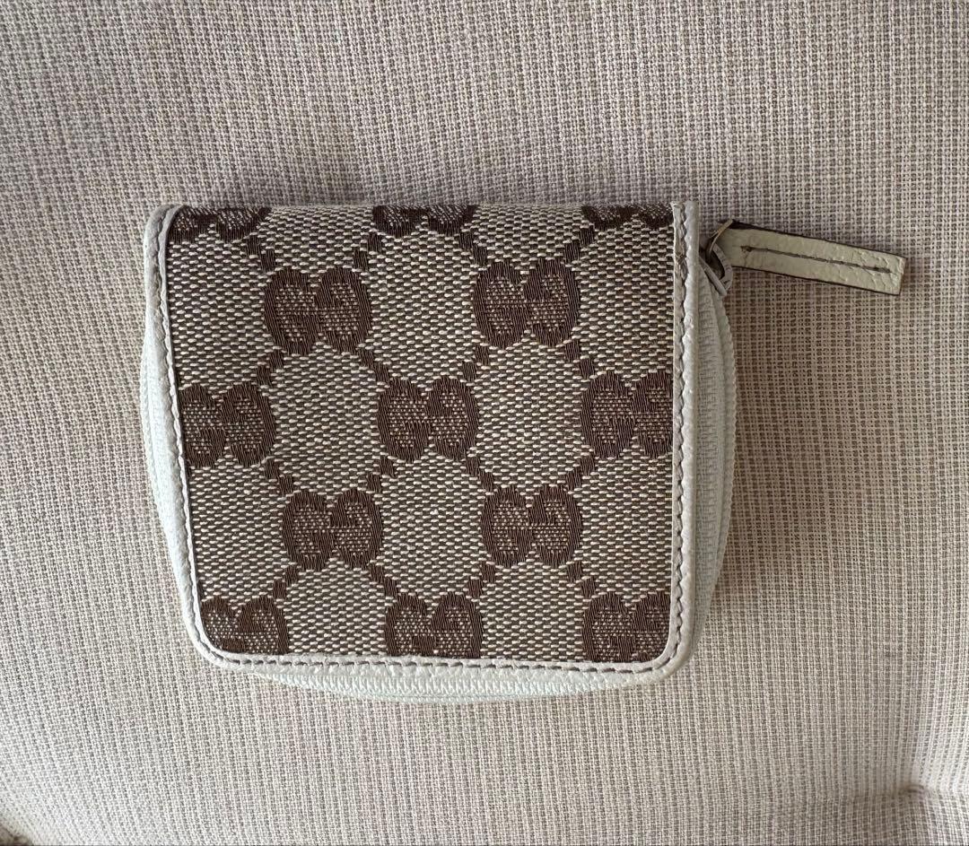 美品 GUCCI ボディバッグ・ウエストポーチ ケース付き！