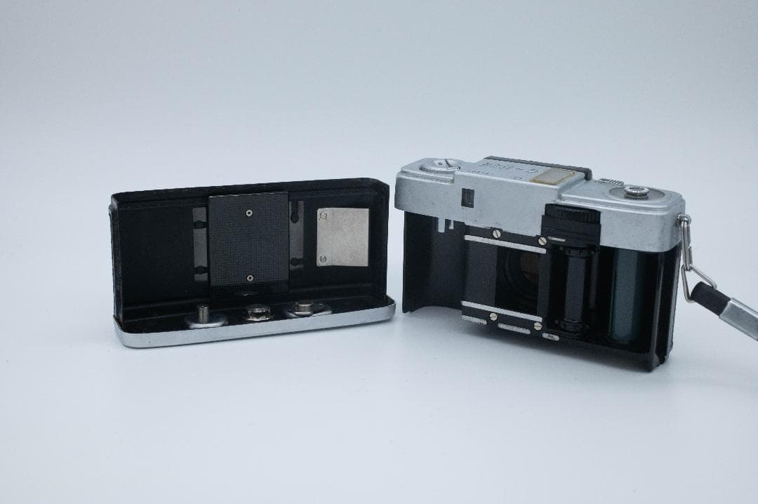 ☆ハーフカメラ☆OLYMPUS PEN D