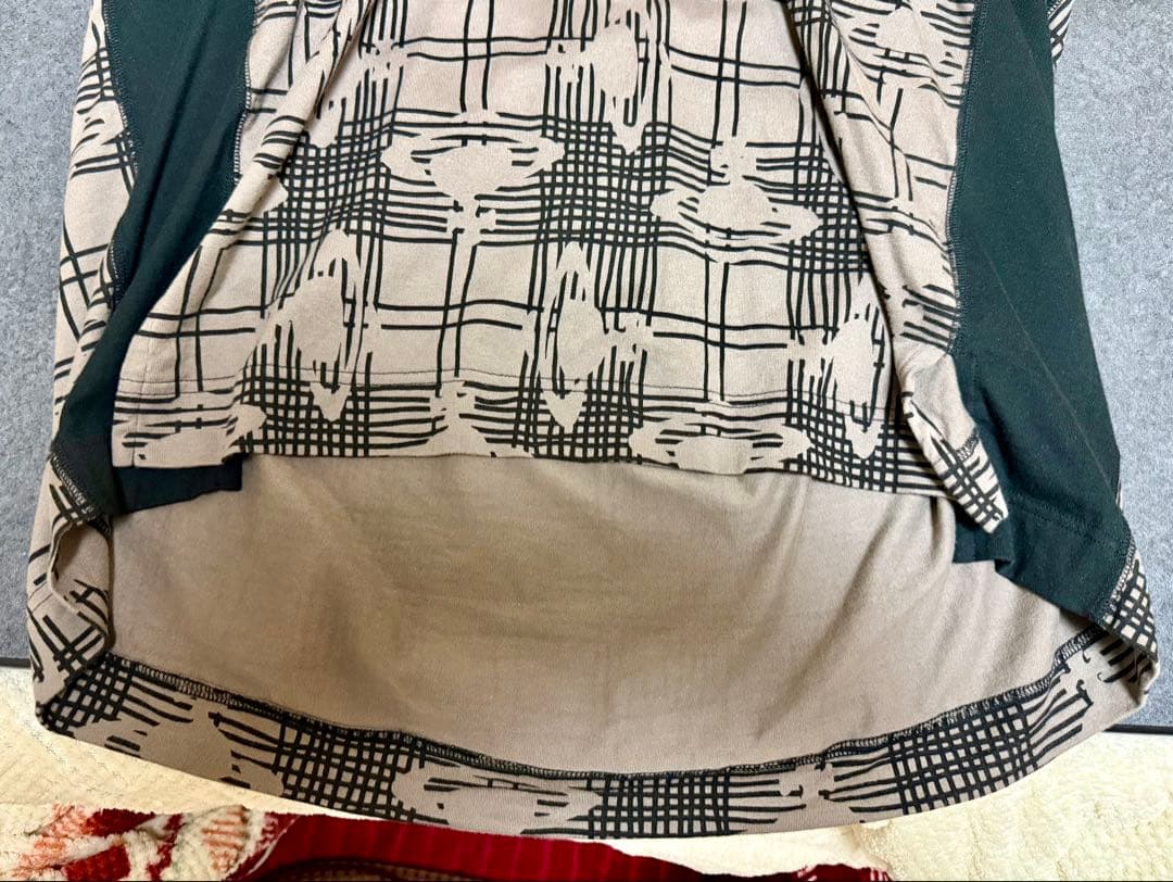 【新品未使用】ヴィヴィアンウエストウッド レッドレーベル フーディー ブラウン