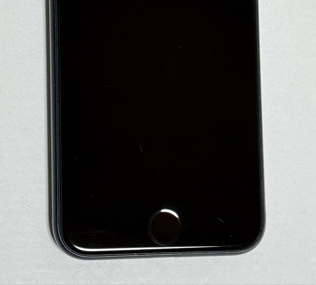 バッテリー最大容量90%　iPhone SE 第3世代 64GB　ミッドナイト