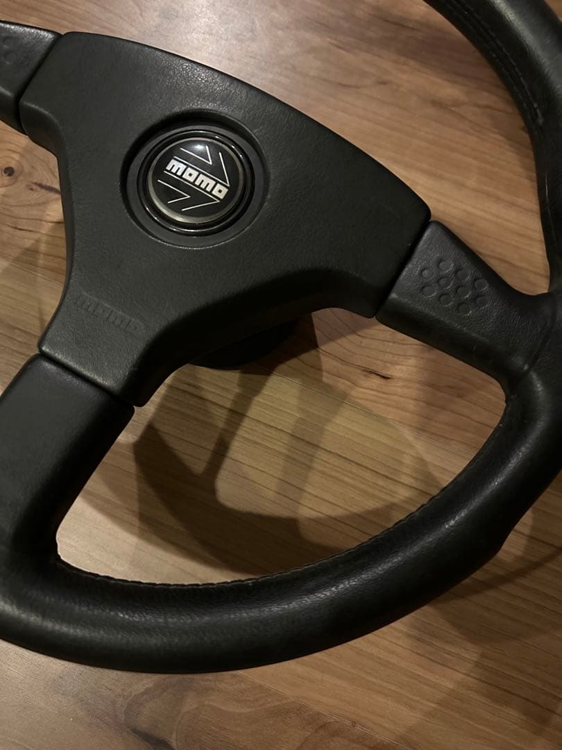 momo ステアリング 3スポーク 黒