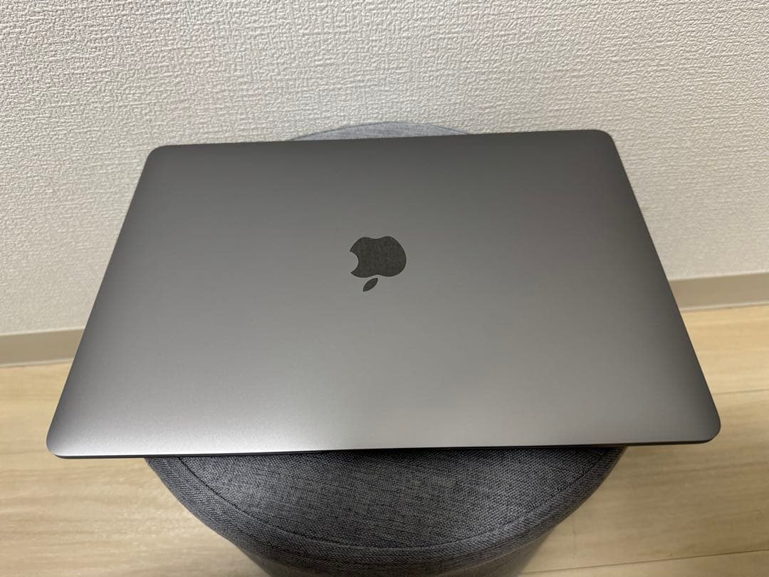 【美品】　MacBook Air M1 16GB 512GB