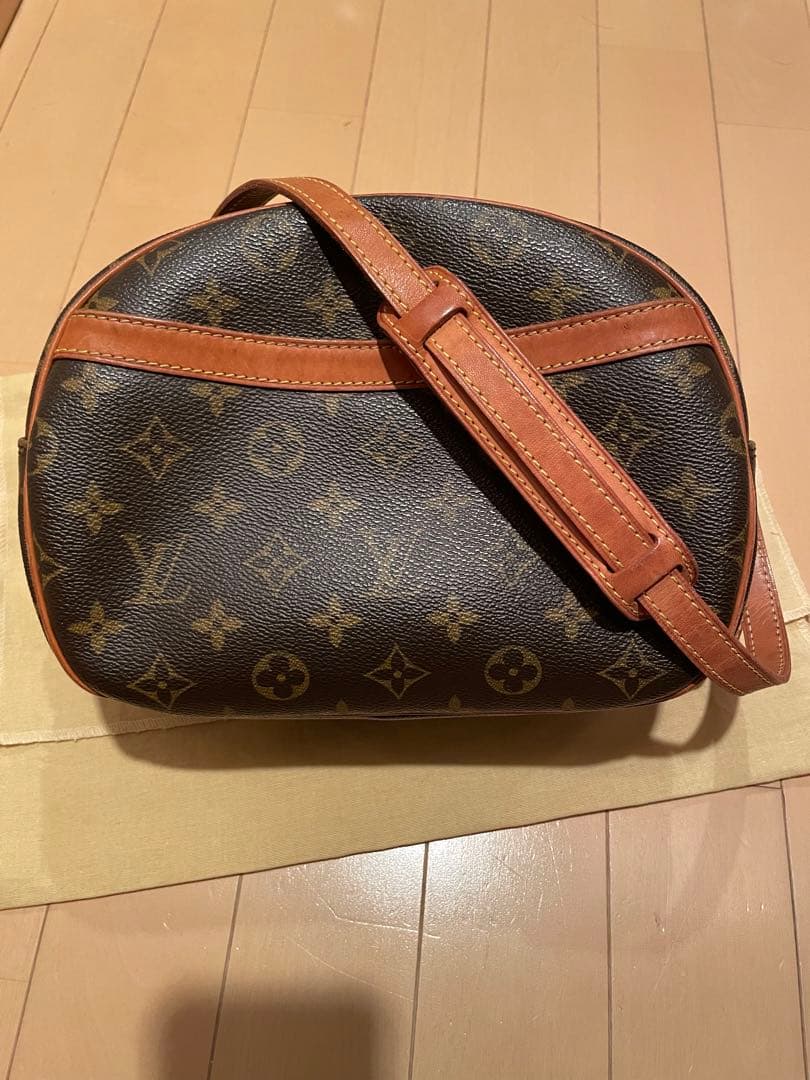 【週末限定価格】LOUIS VUITTON ショルダーバッグ ブロワ モノグラム