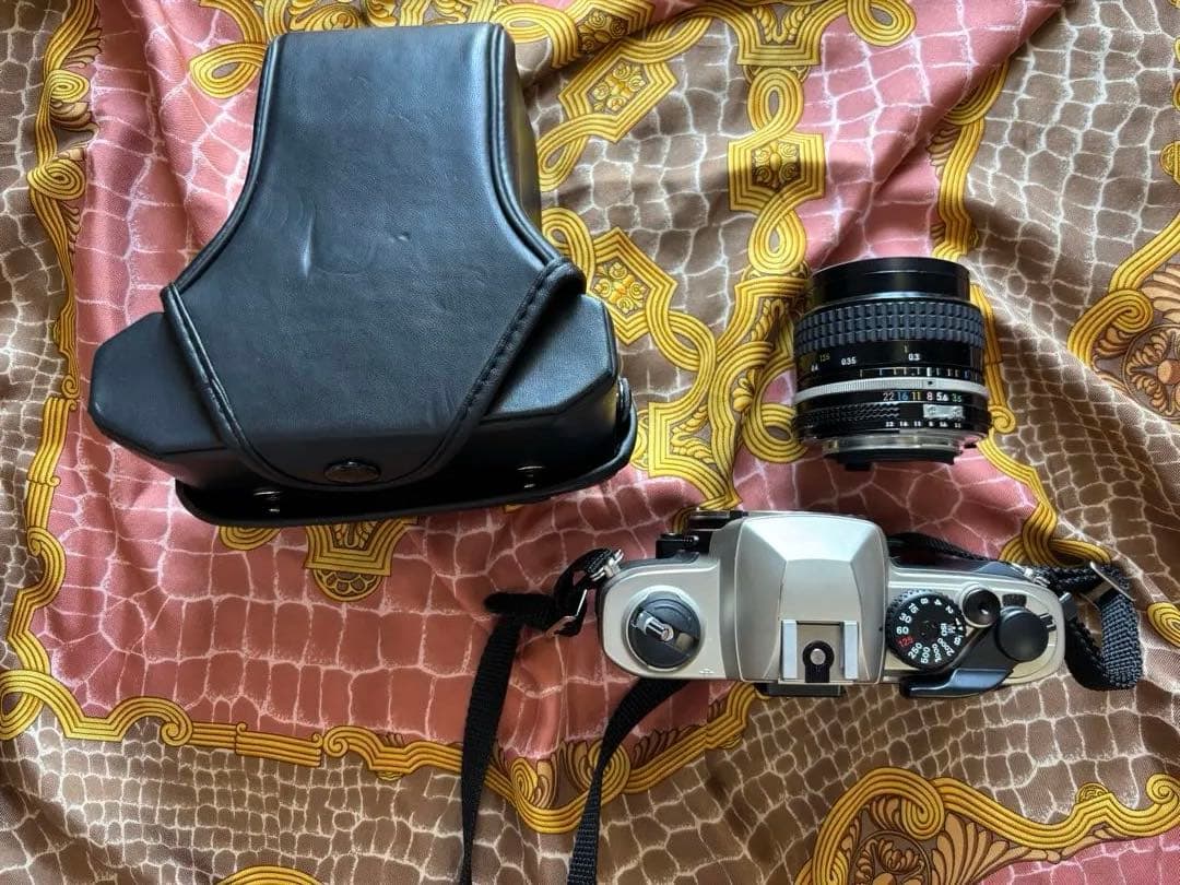 Nikon FM10カメラ Ai28mmレンズ付美品完動