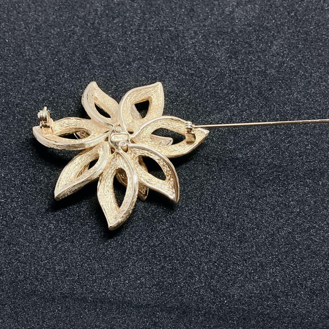 ディオール　ブローチ　ラインストーン　花　フラワー　大ぶり