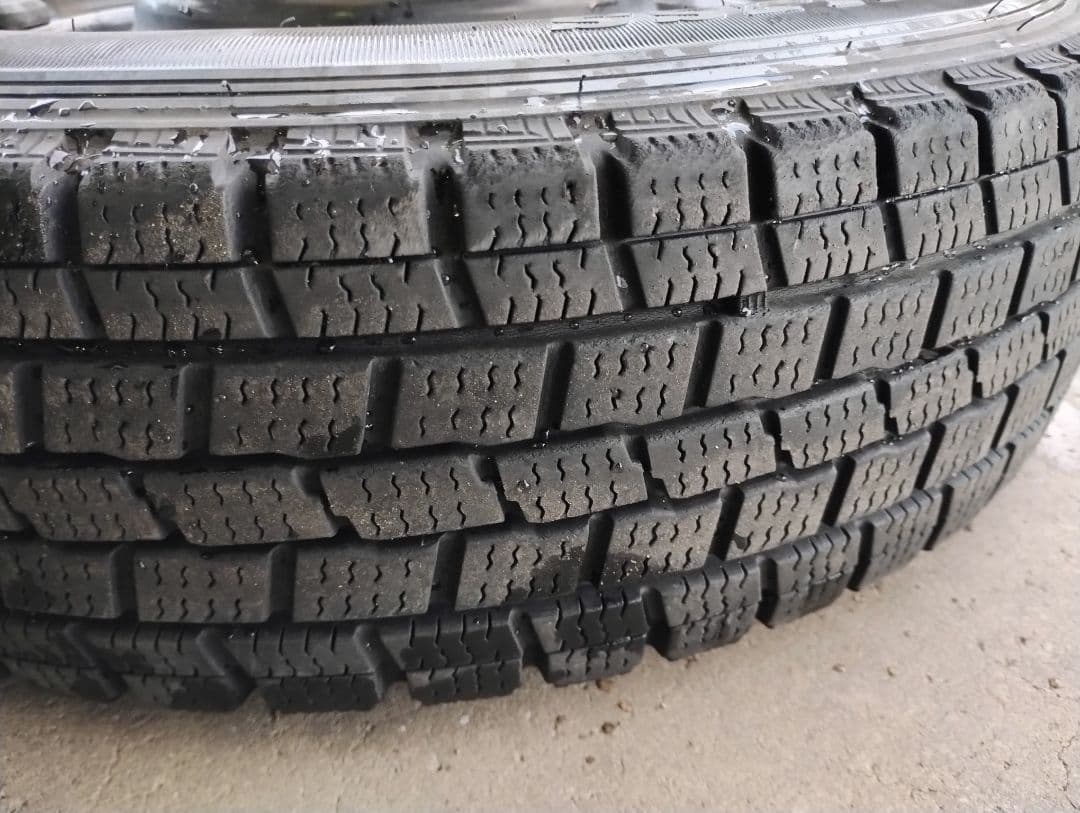 軽貨物　145R12 6PR　軽トラ　軽バン　バリ山　神奈川　４本　スタッドレス