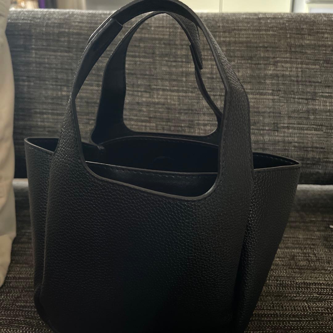 PRADA プラダ　ブラック バッグ　ノベルティ