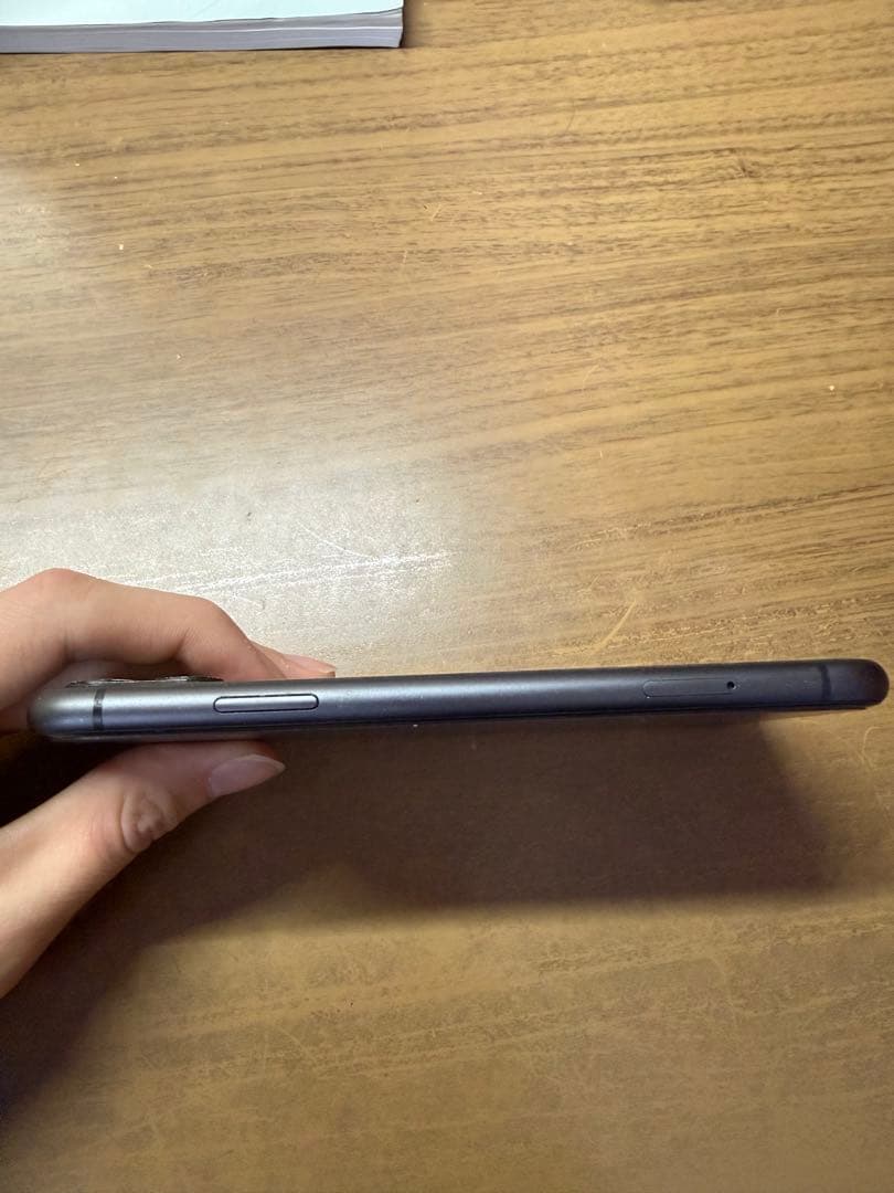 iPhone11 64GB SIMフリー 最大容量69%