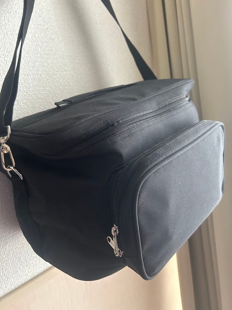 ネイル技術教材とケア用品セット、カバン付き