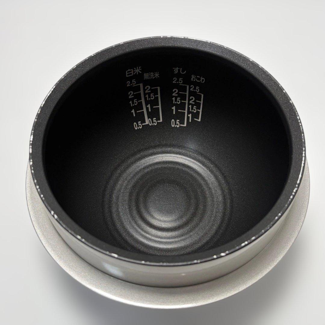 美品✨TOSHIBA RC-4ZPJ 高級 IH炊飯ジャー 備長炭 かまど本羽釜