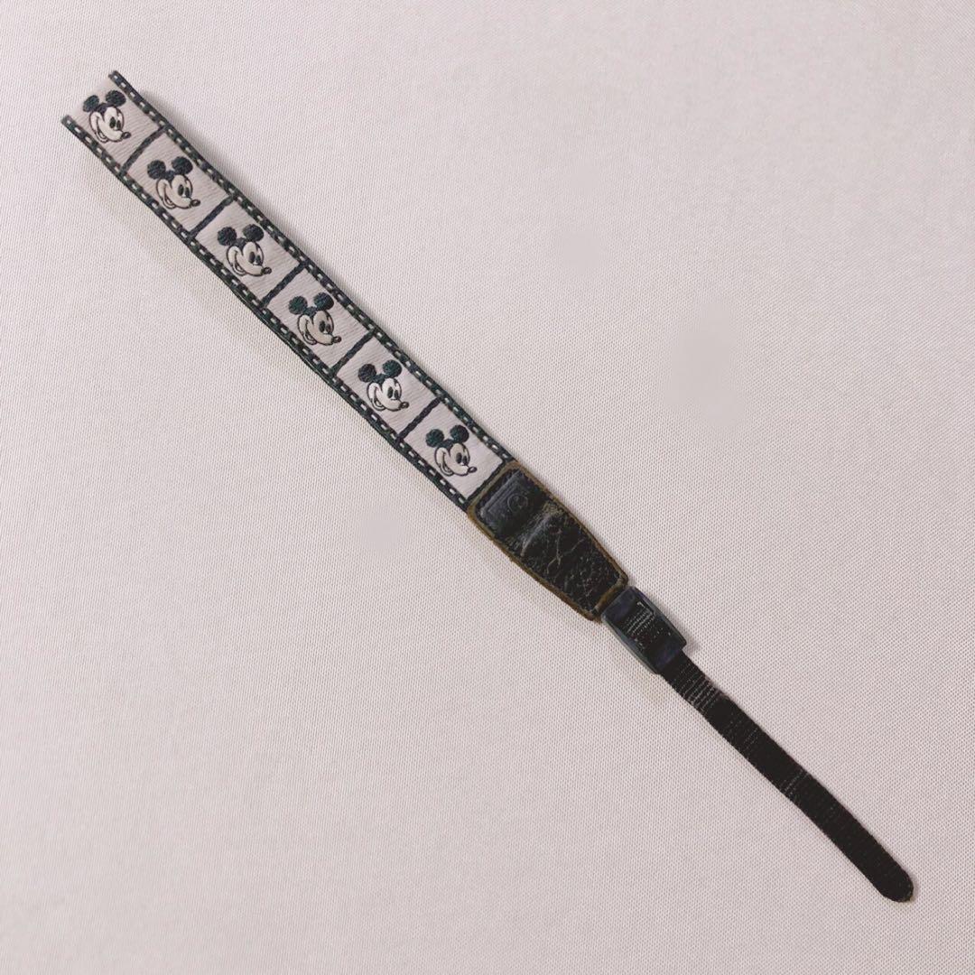 【約40年前】カメラのストラップ【ミッキー】