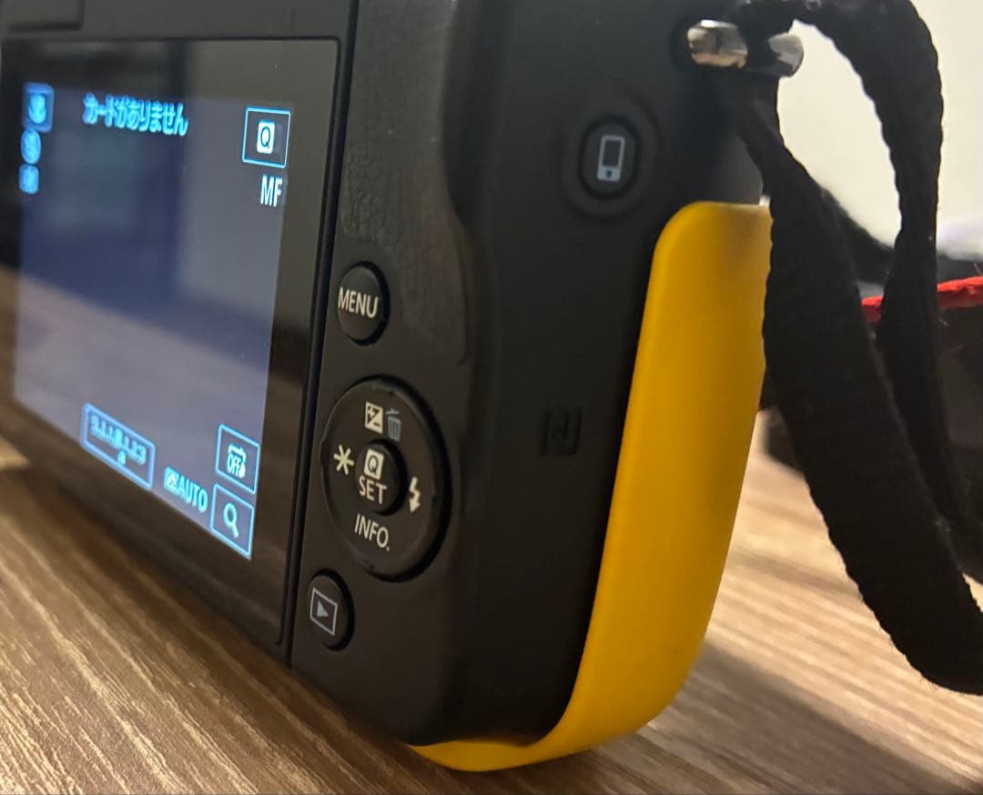 Canon EOS M10 ブラック本体と付属品