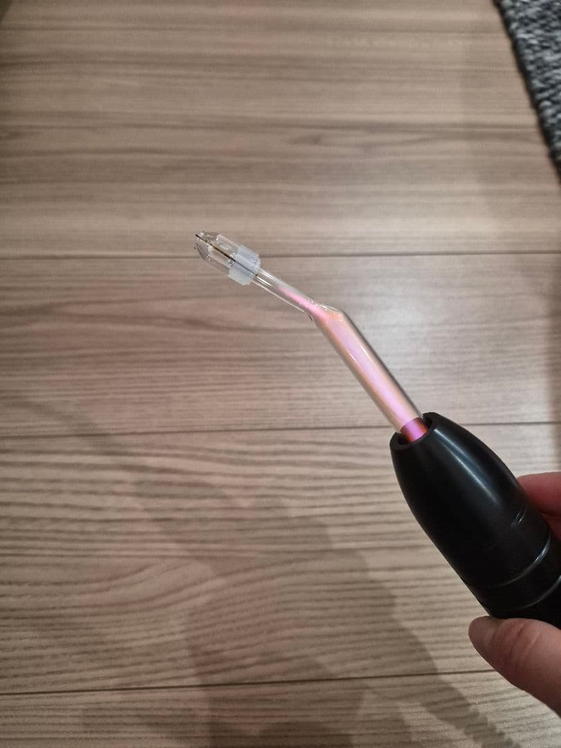 1台で、4つの美肌アプローチ。 浸透・引き締め・整肌・スポットケアまで。