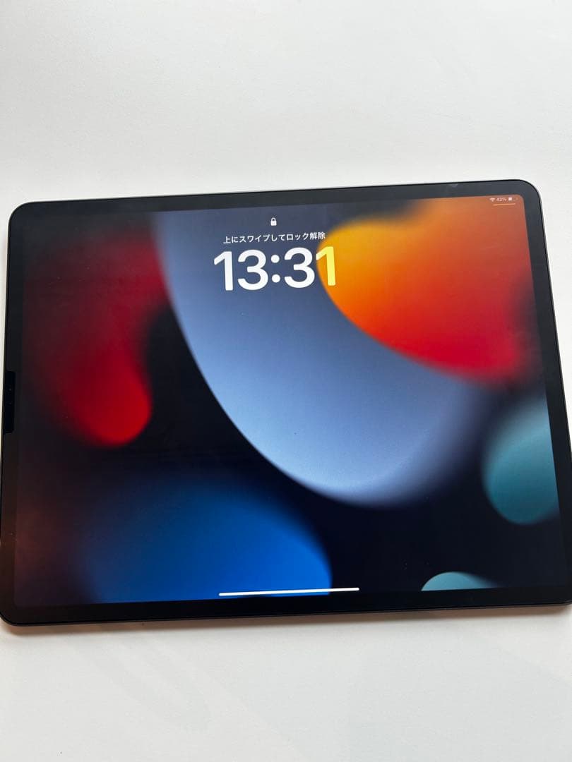 Apple iPad pro 第4世代12.9 (Combo touch付き)