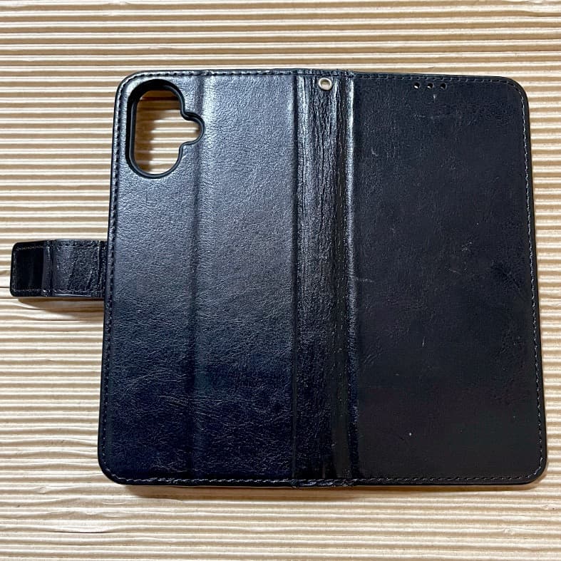 美品【SIM解除】 Samsung Galaxy A25 5G（おまけ付き）