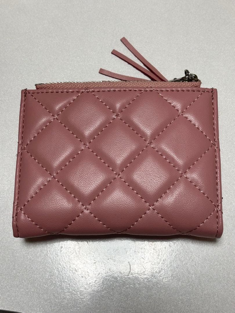 CHANEL ピンク 二つ折り財布 ノベルティ