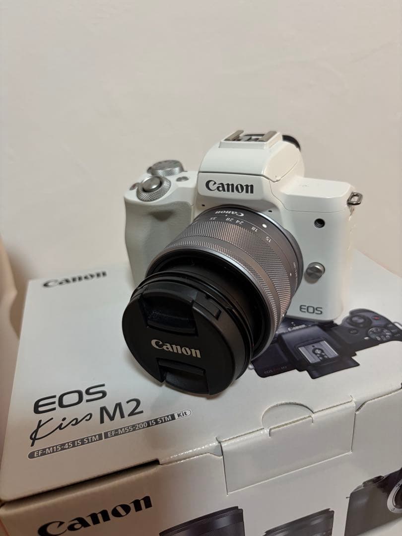 デジタルカメラ EOS Kiss m2