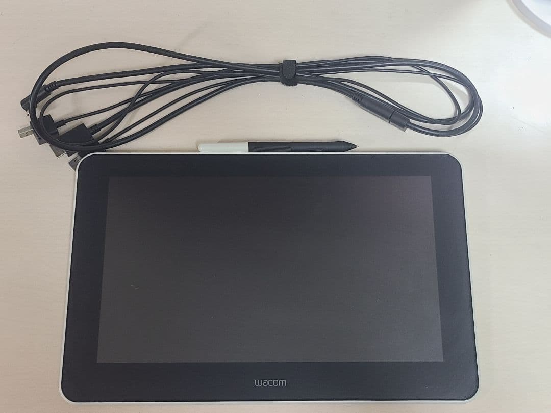 Wacom One DTC133W0D 13,3型 液晶ペンタブレット