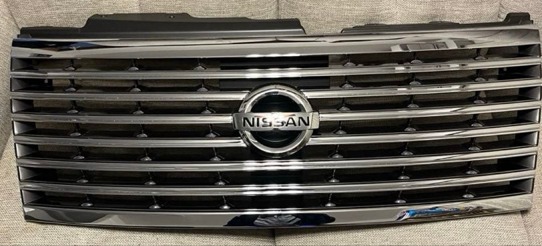 エルグランドE51 中期　純正グリル