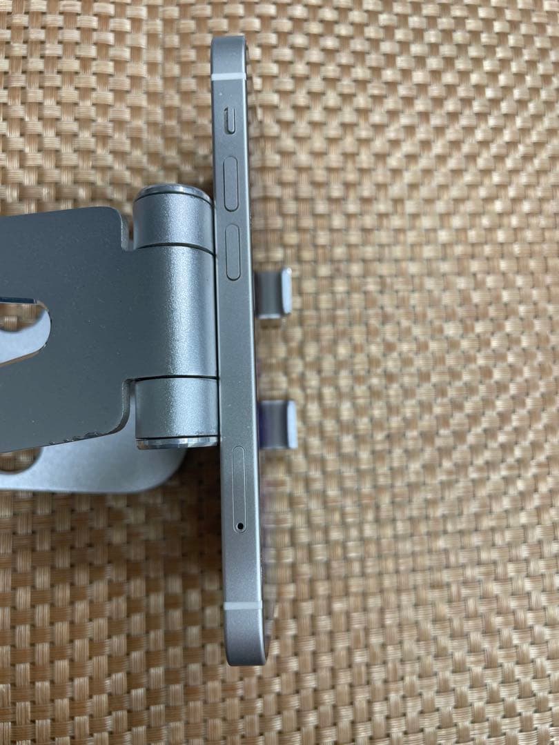 iPhone 12 mini 64 GB ホワイトSIMフリー【6334】