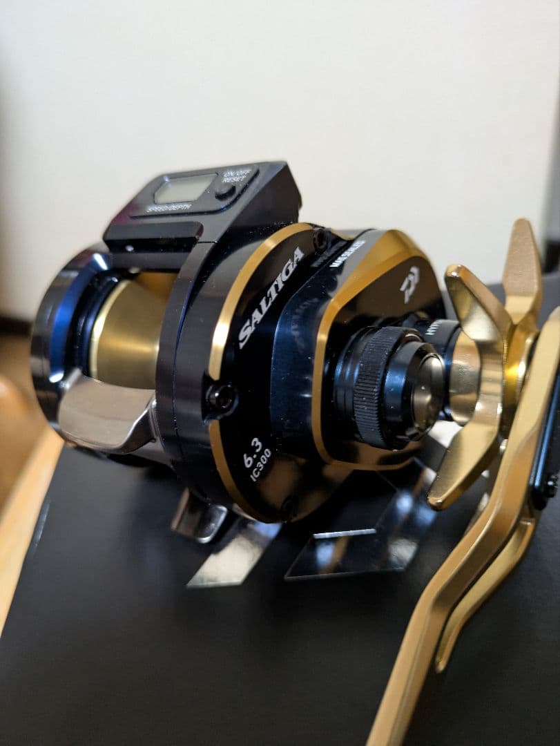 ダイワ　21ソルティガ　IC300 超美品　リブレノブ付き