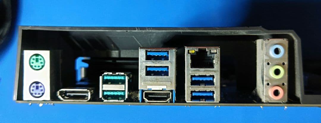 マザーボード TUF Z390-PLUS GAMING