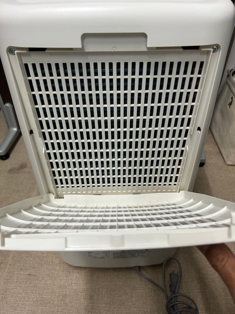 SHARP シャープ　衣類乾燥　除湿機　CV-H180-WP