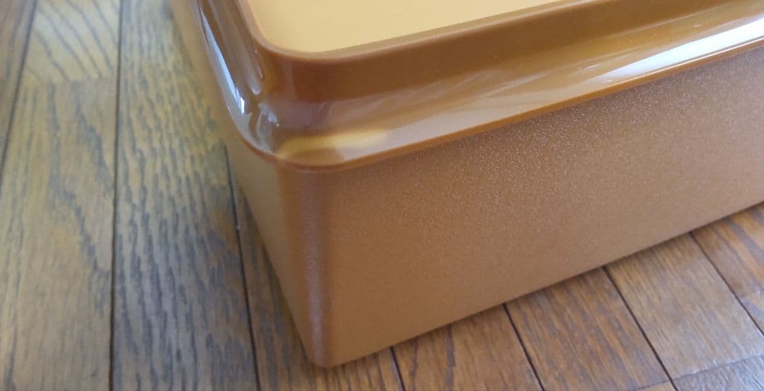 タッパーウェア　ロングスーパーケース　キャスター付きパレット