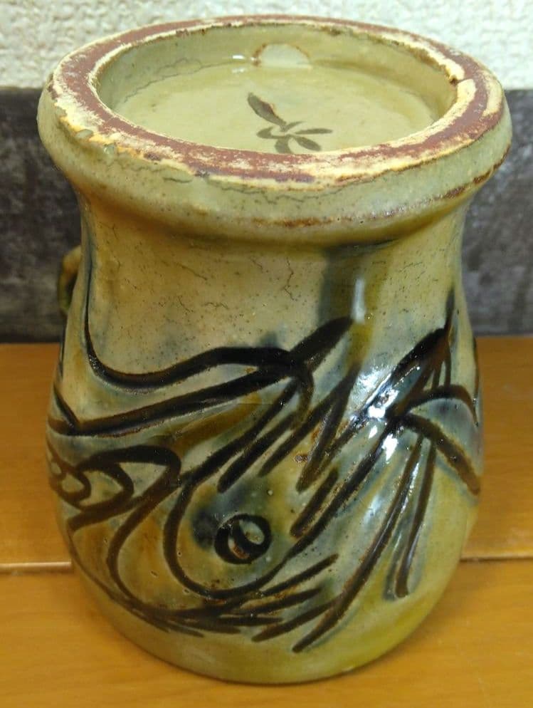 hn 人間国宝 金城次郎 壷屋焼マグカップ(笑魚海老紋カップ）栞 共箱