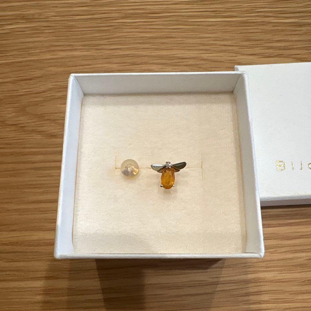 Bijou de M ミニミツバチピアス　イエロー&グリーン 2個セット
